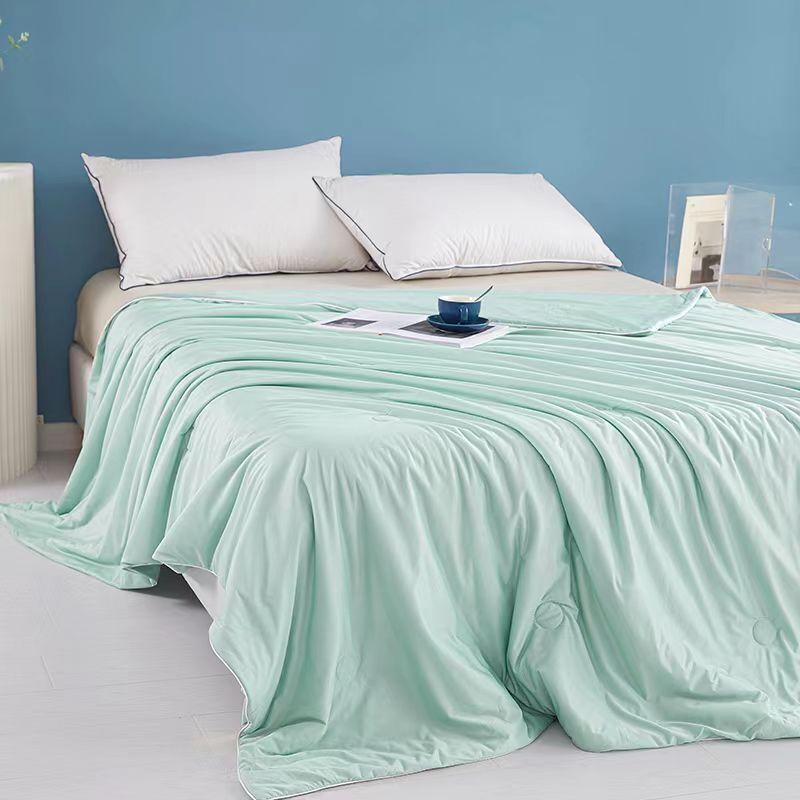 Yumeng Jiaju Ice Cream Cooling Quilt