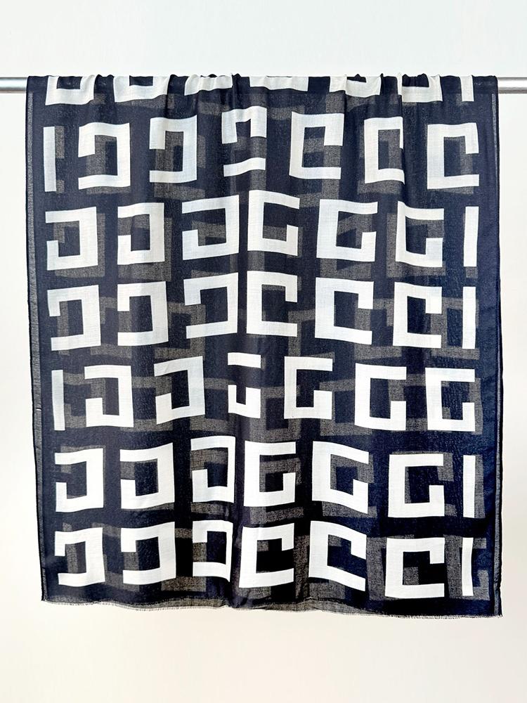 Elegant Women Beach Silk Scarf Wrap Shawl Plaid Print Lady Sunscreen Bandanas Hijab Mujer Scarve Pareo Headscarf Casual Retro