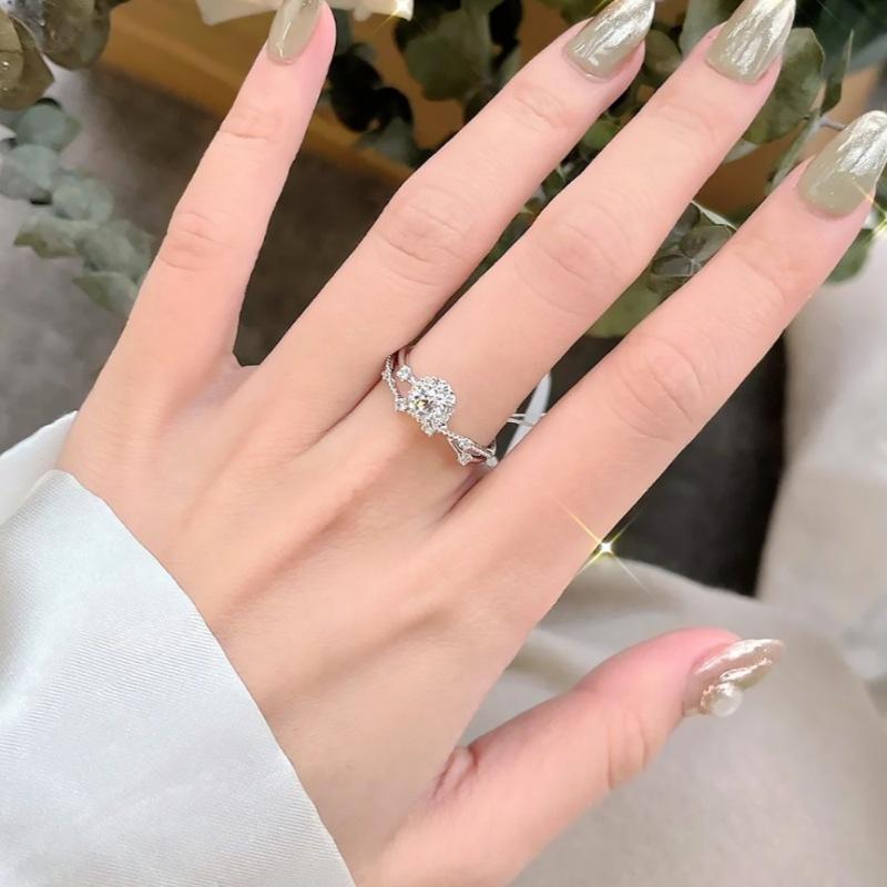 S925 Pure Silver Moissanite Engagement Ring Diamond-Studded Adjustable Opening Light Luxury Style for Women