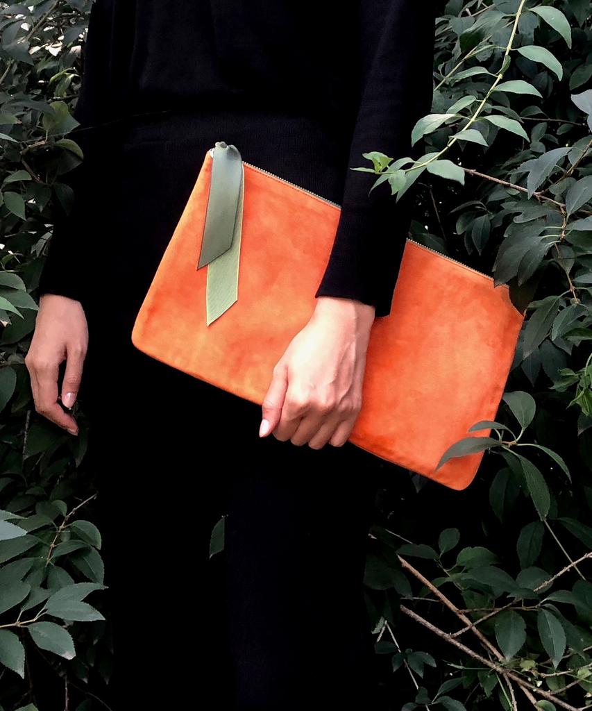 Umun In&Out Clutch [Orange]