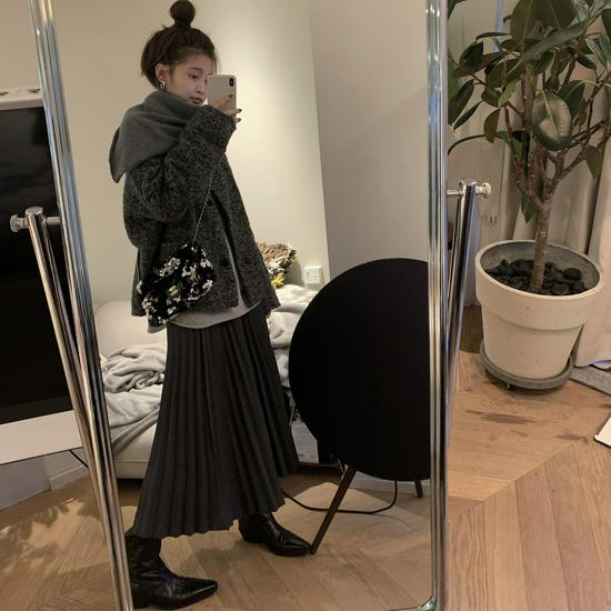 High-Waist Wool Pleated Midi Skirt, Slimming Fit, Textured, Korean Style