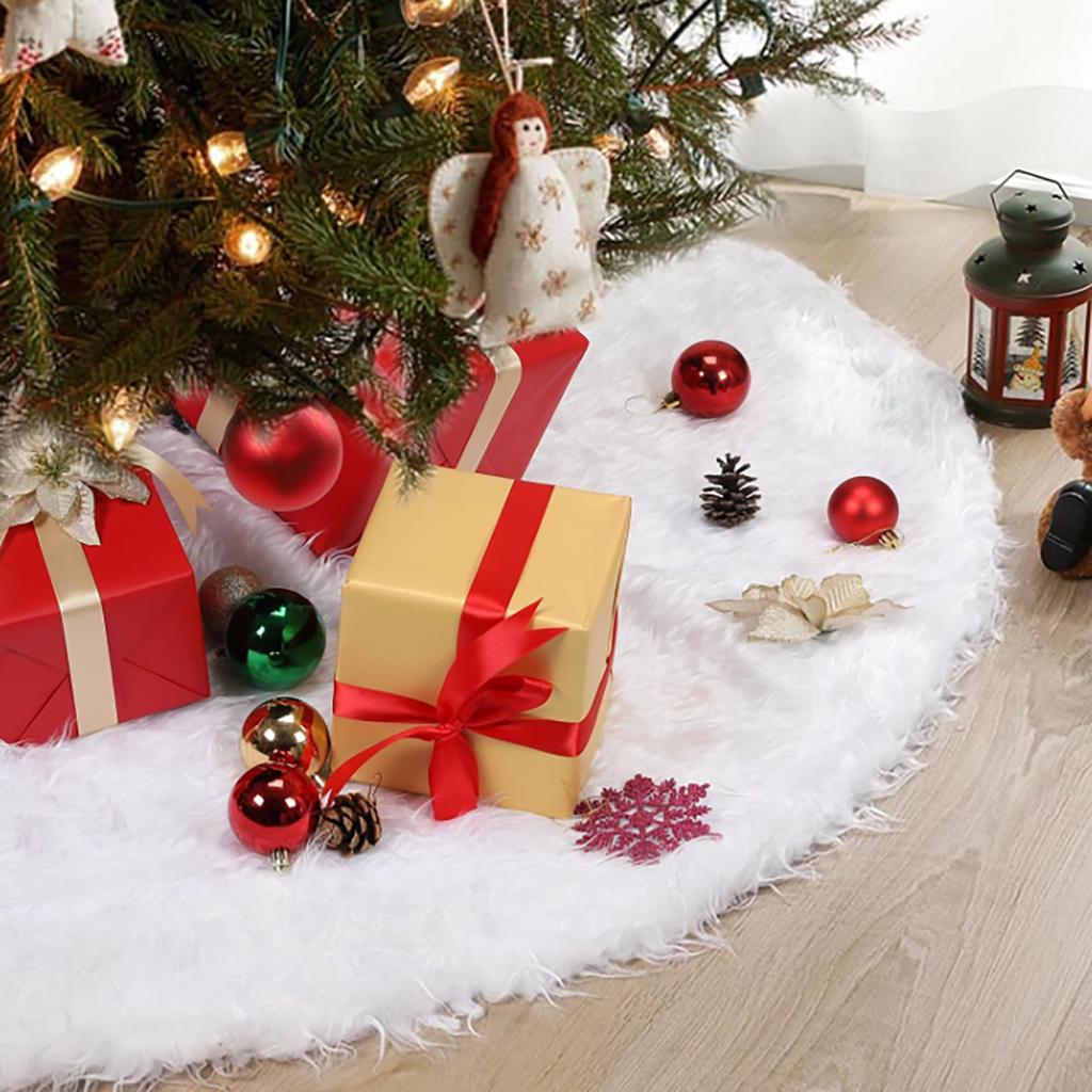 White Tree Skirt 140CM Plush Festival Tree Base Decoration for Family Gathering Holiday Party
