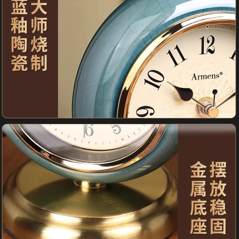 Pendulum Desktop High-end Sense Living Room Art Desktop Ornament Light Luxury High-end Clock