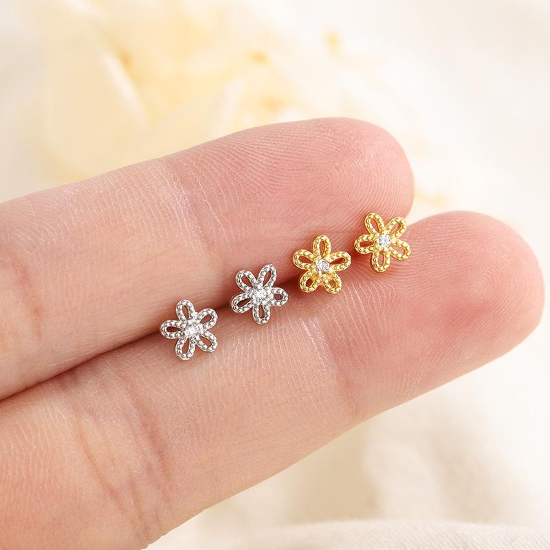 Mini Flower Screw Back Stud Earrings For Women High End Cool Tone Fashion Jewelry Elegant Daily Wear Accessories