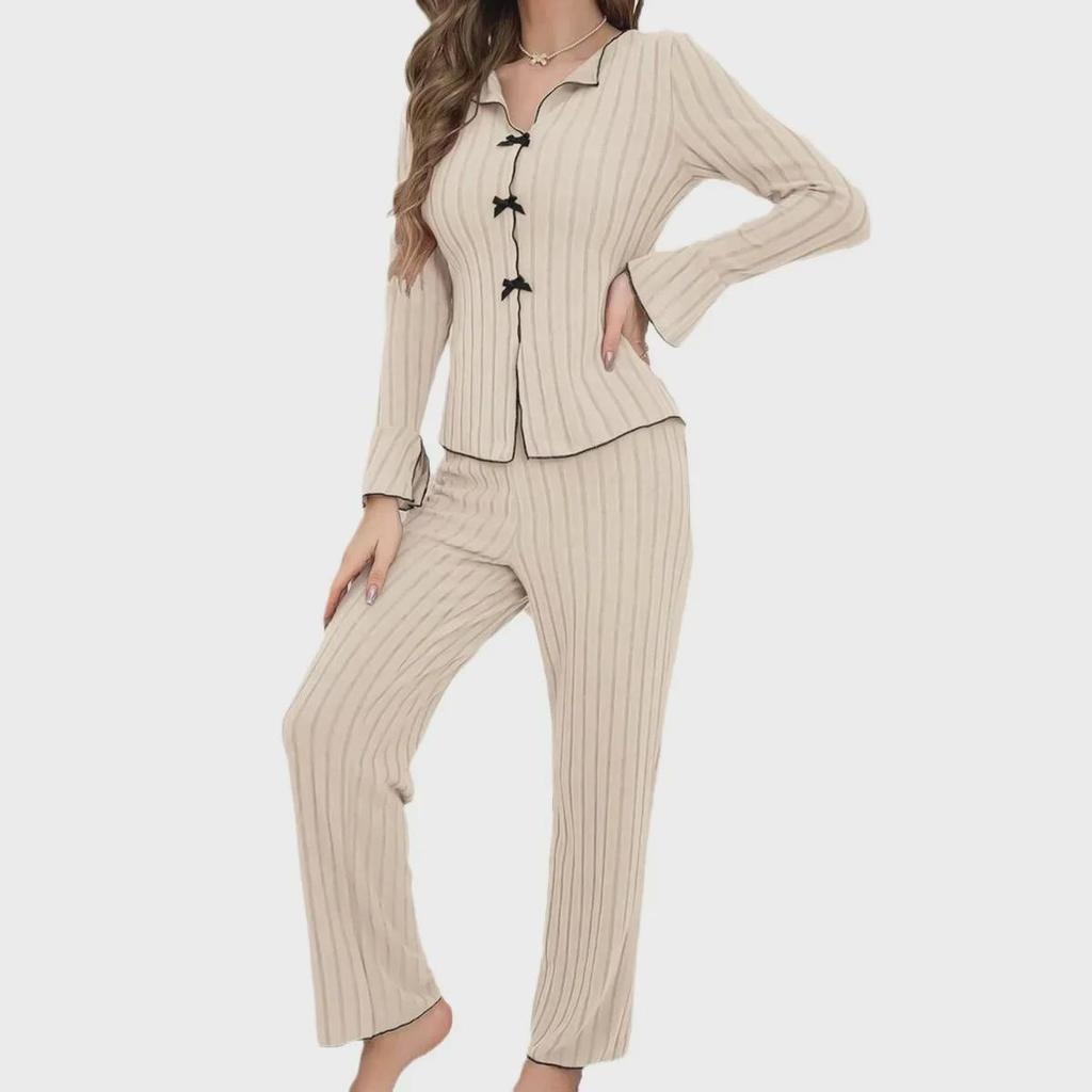 Women's Autumn/Winter Two-Piece Pajama Set - Warm, Stylish, Indoor/Outdoor Loungewear