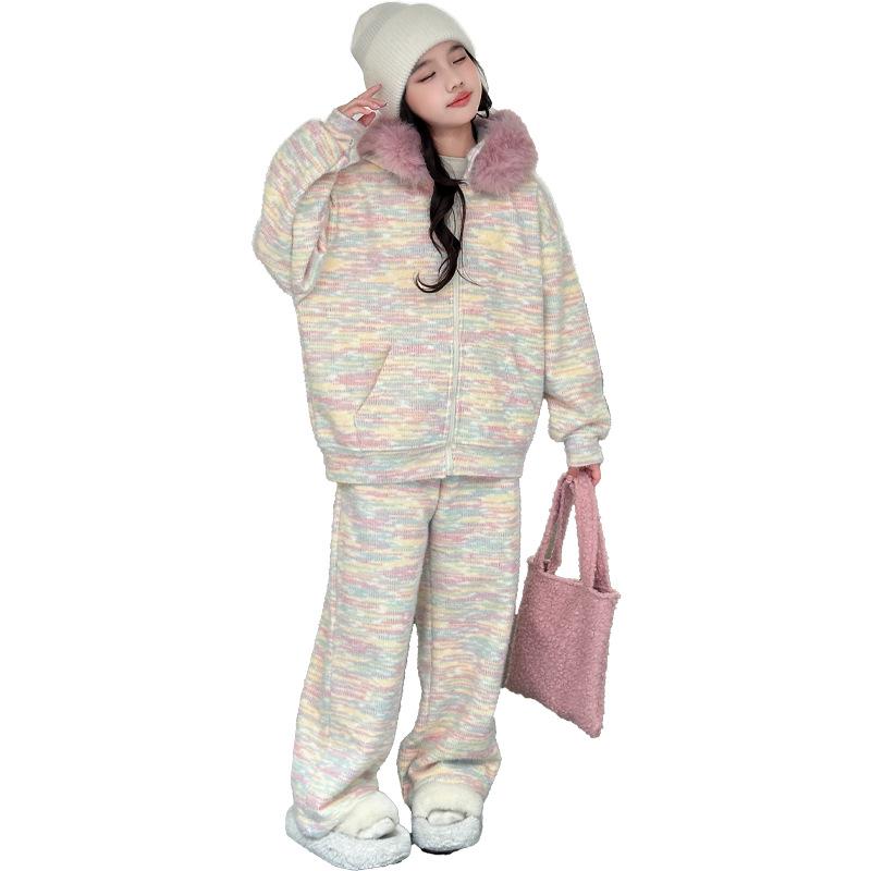 Girls' Autumn-Winter 2025 Fleece Set: Cozy Glutinous Rice Fleece Top and Wide-Leg Pants Two-Piece Outfit
