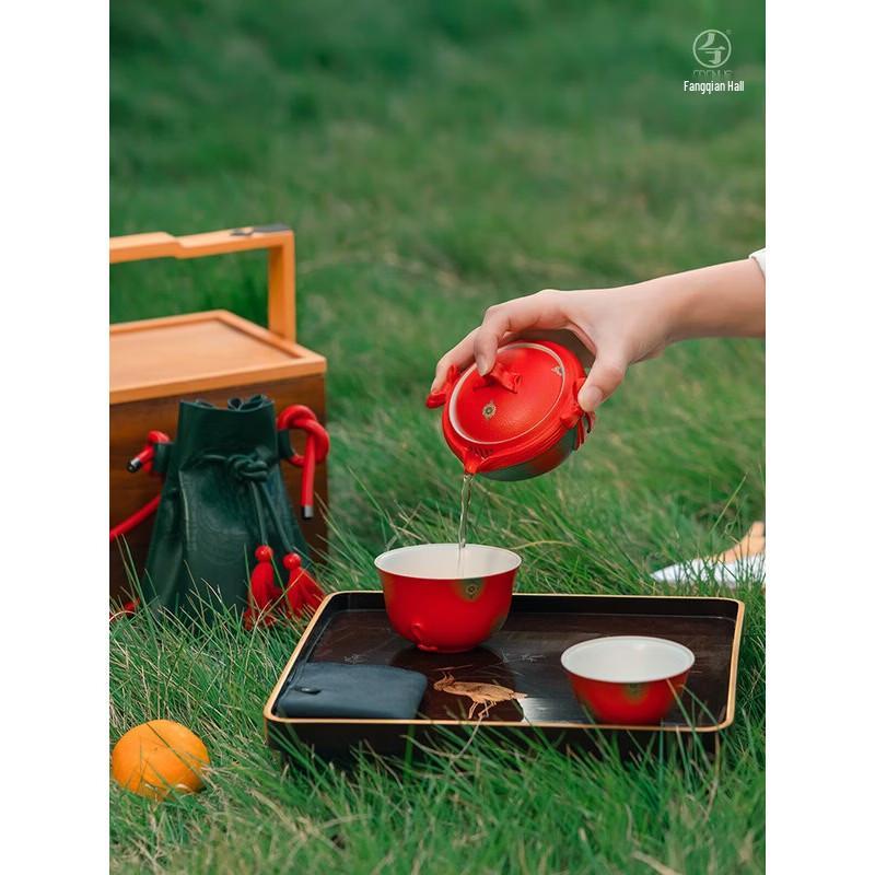 Edenus Tang Palace Ceramic Portable Travel Tea Set (1 Pot, 2 Cups)