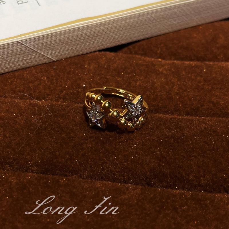 Anillo Cruz Flor Craft Cepillado Italiano Bratti Estilo Corte Retro Anillo Trébol Cuatro Hojas Diamante Femenino en Vivo