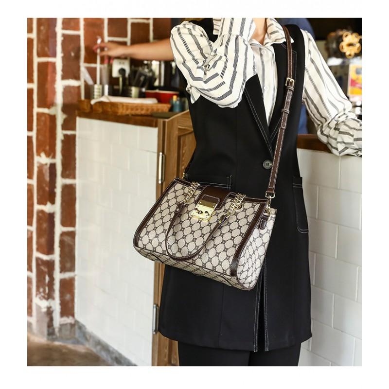 Womens Medium PU Crossbody Tote Bag With Zipper Vintage Style Shoulder Daily Use
