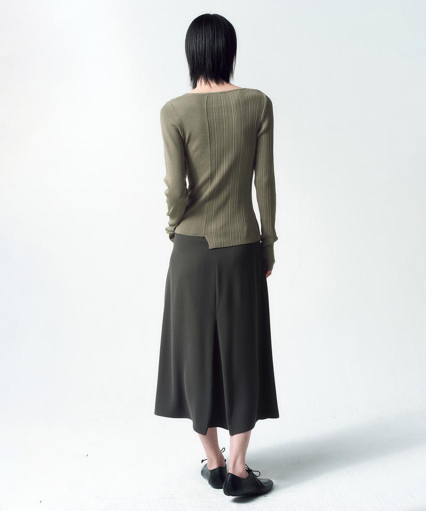 Insilence Woman Curved Stud Skirt Charcoal