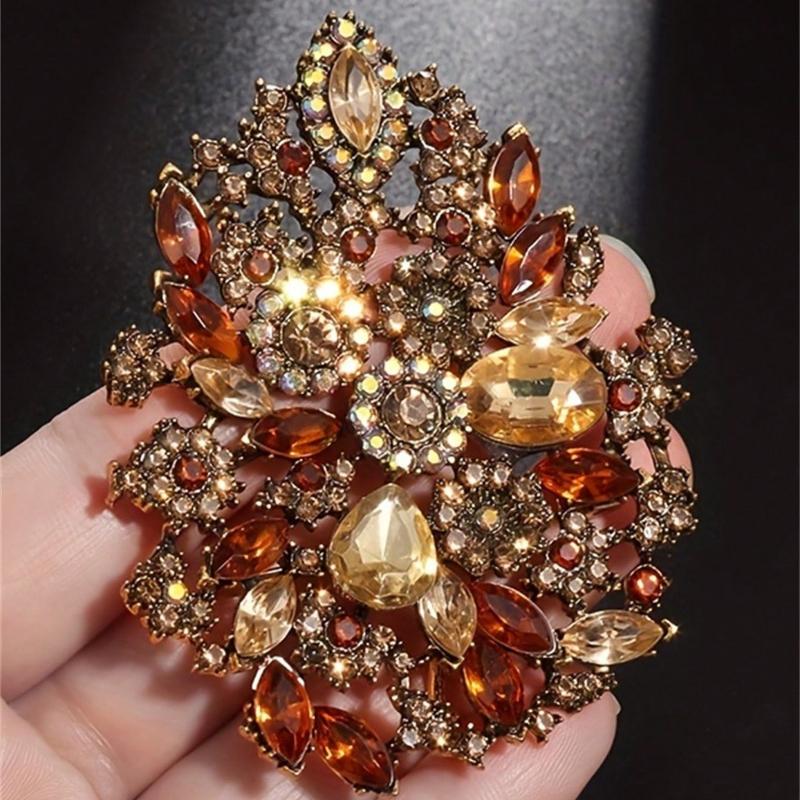 1PC Vintage Large Flower Brooch Inlaid With Artificial Zirconia Flower Brooch Banquet Party Wedding Clothing Accessories Fashion Jewelry