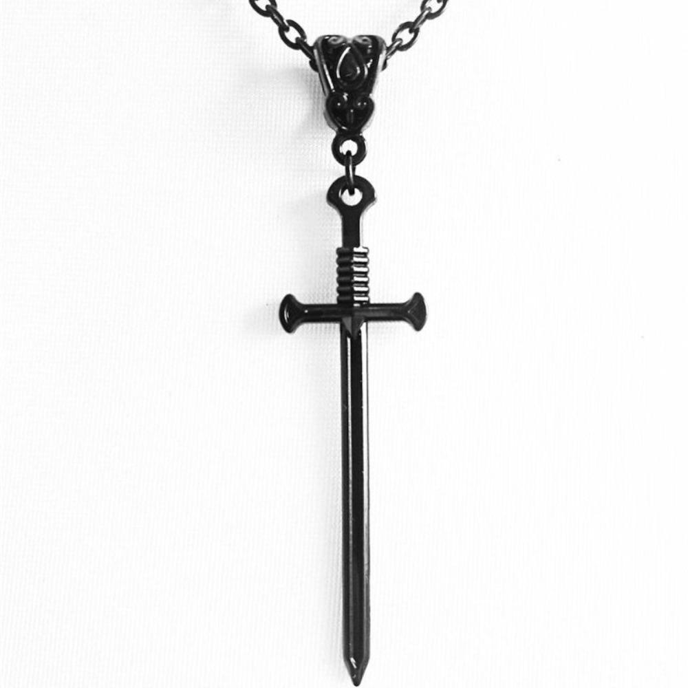 Collier Pendentif Épée Noire Aiguë Exquise Gothique pour Femmes Hommes Punk Fête d'Halloween Accessoires Bijoux Vampire Cadeaux