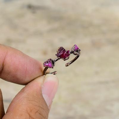 Rosa Turmalin Rohring Elektroformed Kupfer Verstellbarer Ring Natur Edelstein Schmuck Handarbeit dezenter Ring Elektroformed Schmuck als Geschenk
