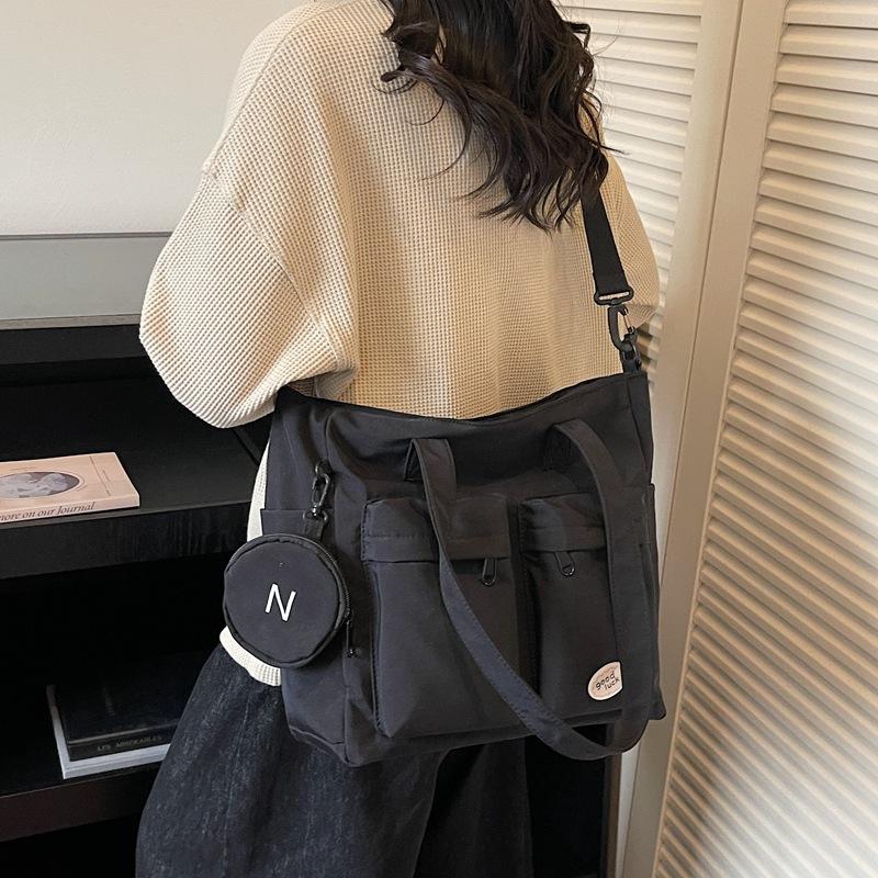 Große Kapazität Leinwand-Tragetasche Damen Frühling Pendler Mehrere Taschen Tragbar Schulter Vielseitig Schrägtasche