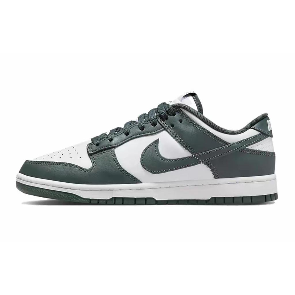 Nike Dunk Bran Castle Slip Resistant, Lightweight, And Breathable Low top Skateboard Shoes Unisex Black White DV0833-111(Team960-)