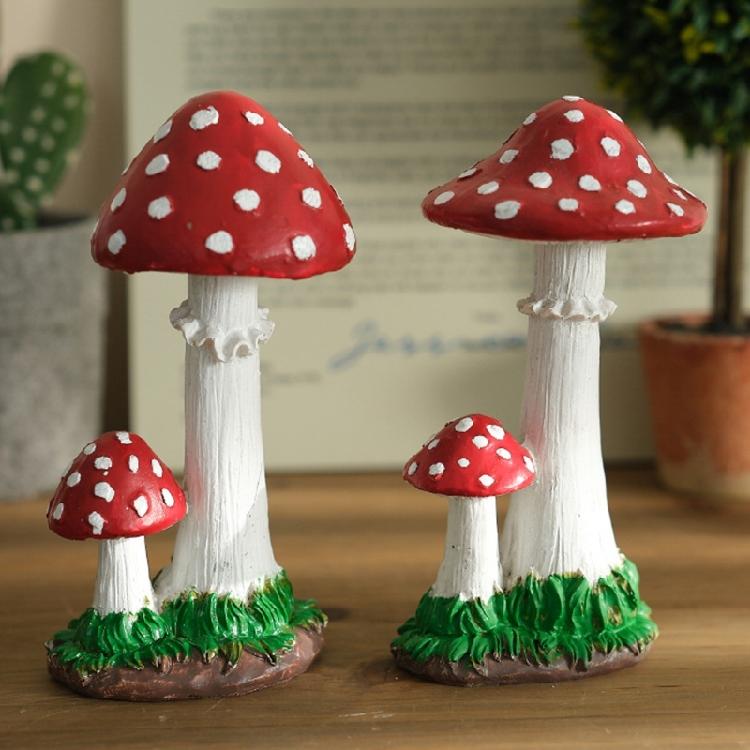 Outdoor Artificial Mushroom Resin Statue Ornament Garden Decors for Landscape Courtyard Kindergarten and Lawn Decoration