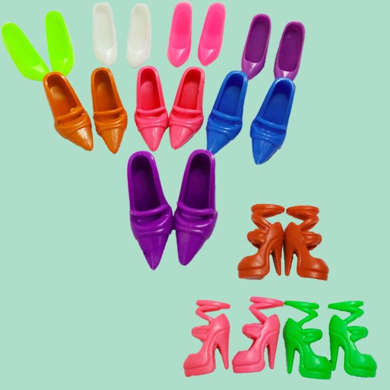 40 párů/lot Doplňky pro panenky Trendy Mix Asortované Boty pro panenky Více stylů Podpatky Sandály Pro panenky Barbie Pro 1/6 BJD panenku