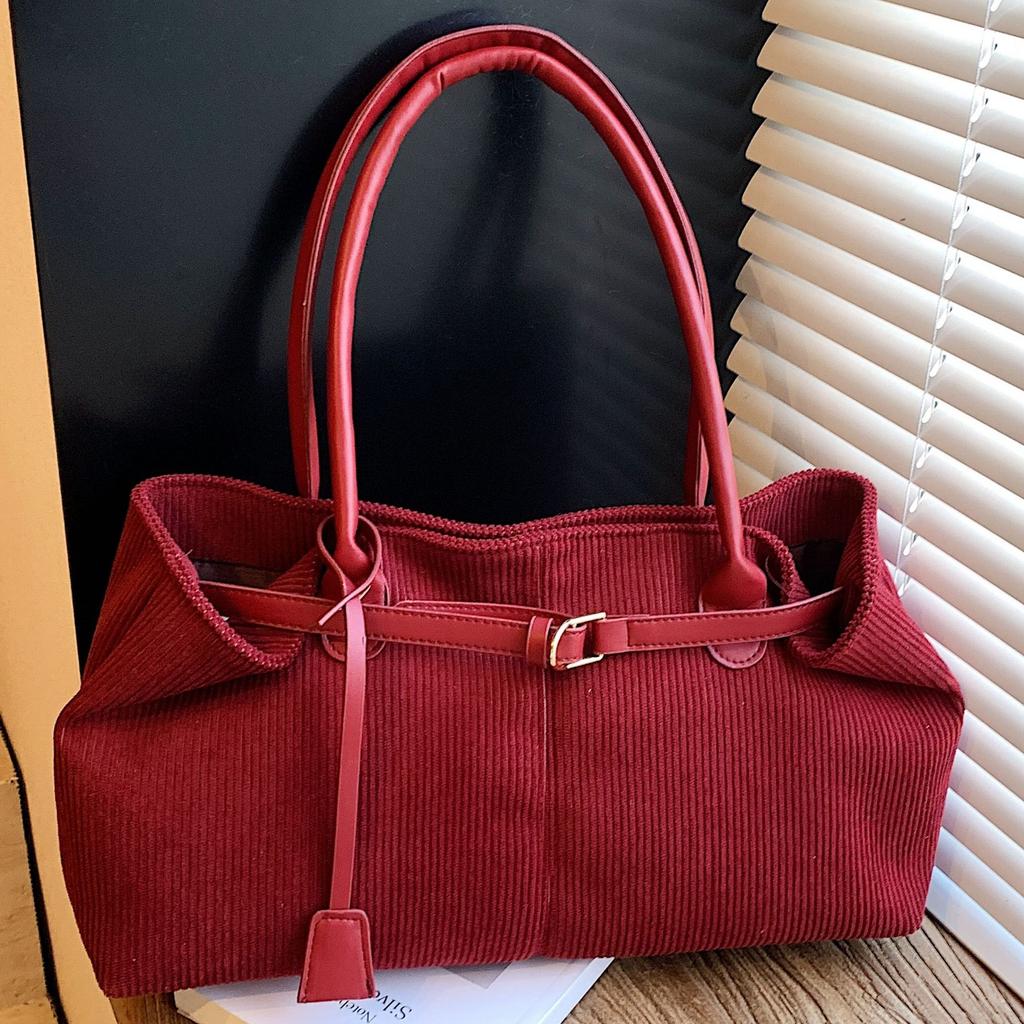 Retro velvet large-capacity bag women's 2025 new trendy fashion underarm bag casual Korean portable commuter bag