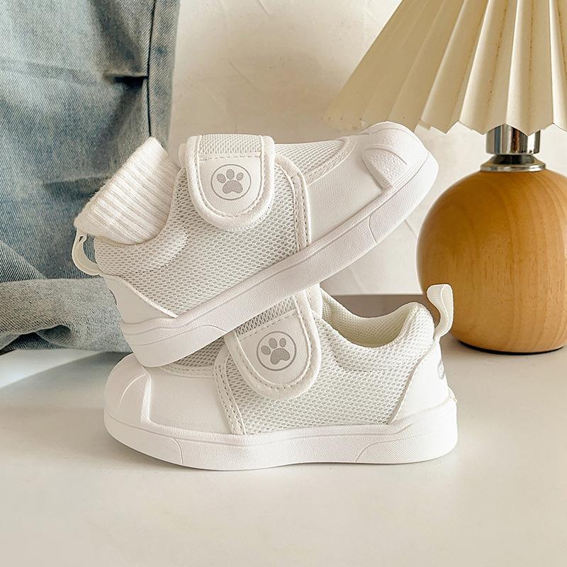 

2025 spring and autumn new kindergarten shoes indoor shoes boys soft sole non-slip girl baby white shoes children s sports shoes 21