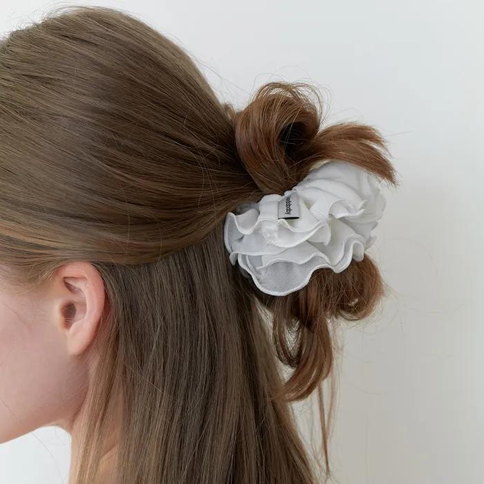Airy Blooming Scrunch - Cream