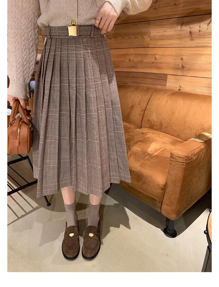 Sheepskin small gold coins flat-bottomed retro loafers women's genuine leather matte one-pedal lazy with skirt British small leather shoes