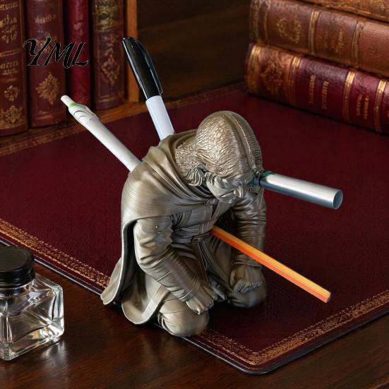 Dorm Room Table Decorations 3D Printed Knight Pen Holder, Armor Style Kneeling Hero Pencil Student Writing Tool Holder Stand, Creative Stationery
