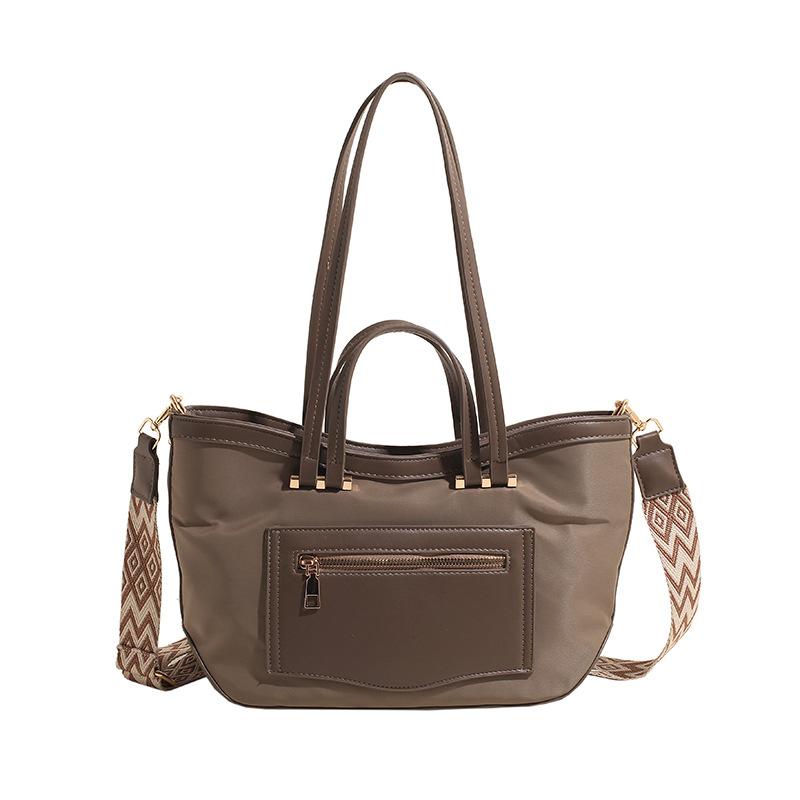 Casual Large-capacity Bag Women's New Wide Shoulder Strap Messenger Bag Commuter Shoulder Handbag