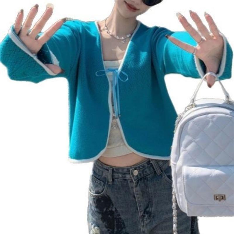 Holiday style long-sleeved knitted cardigan Spice Girl lace-up chic tube top women's spring new fashion suit