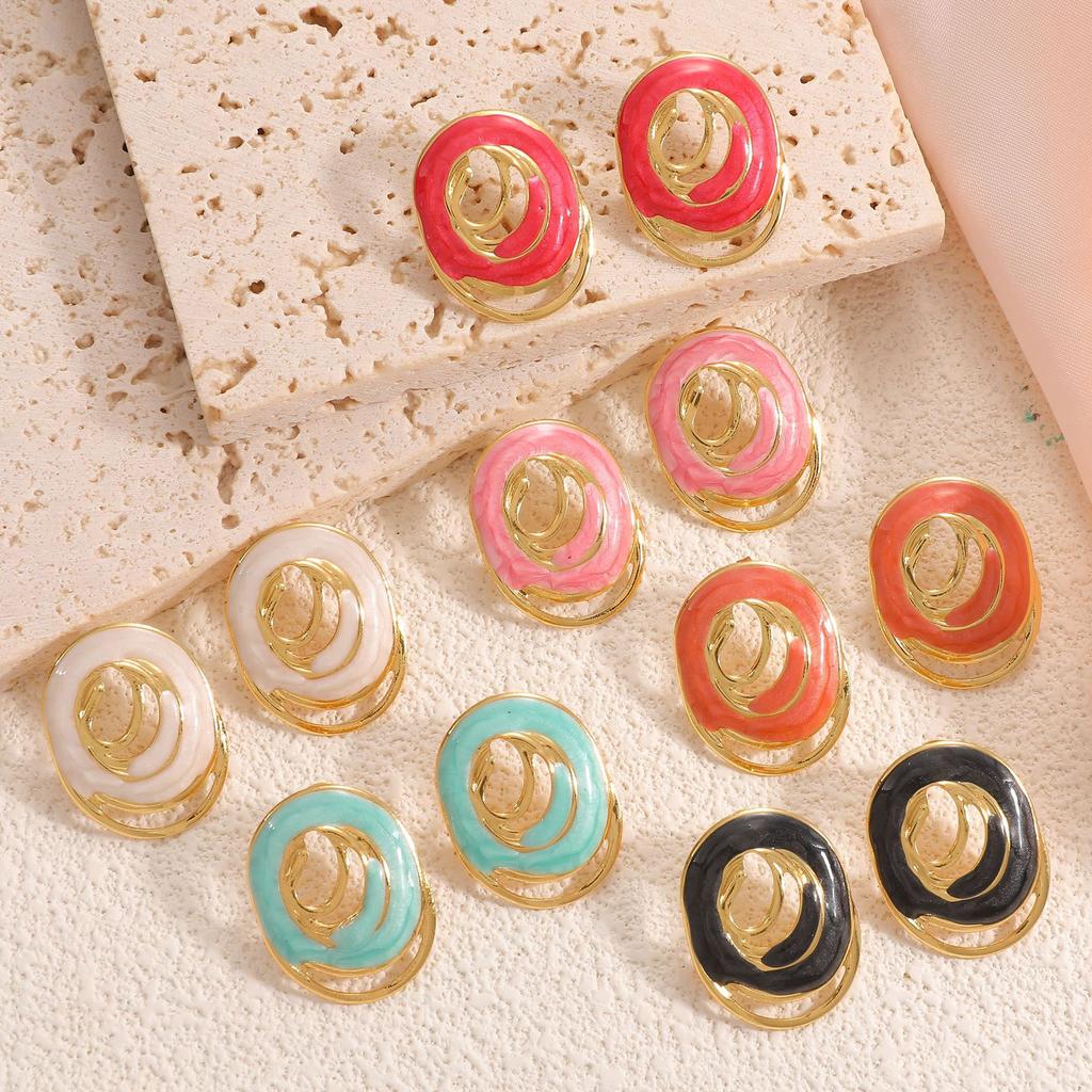 French retro Hong Kong style drip earrings niche fashion design earrings temperament elegant spiral flame earrings