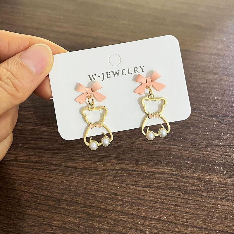 

Милые мультяшные полые серьги-медведи, милые серьги-бантики, женственные серьги с жемчугом розовый