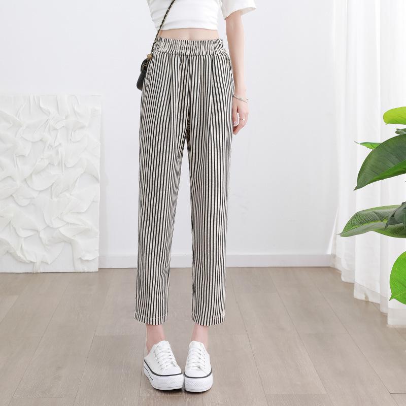 Women's Casual Vertical Striped Comfortable Breathable Elastic Waist Belted Daily Wear Casual Tapered Crop Pants With Pockets