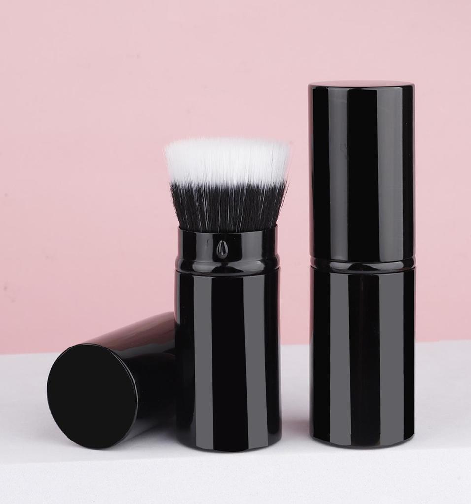 New Portable Retractable Makeup Brush - Multifunctional Blush & Powder Tool