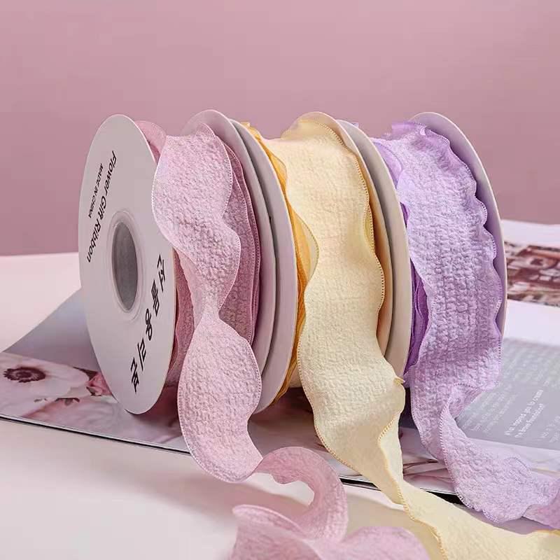 4cm Linen Fishtail Yarn Ruffle Ribbon for Floral and Cake Packaging.