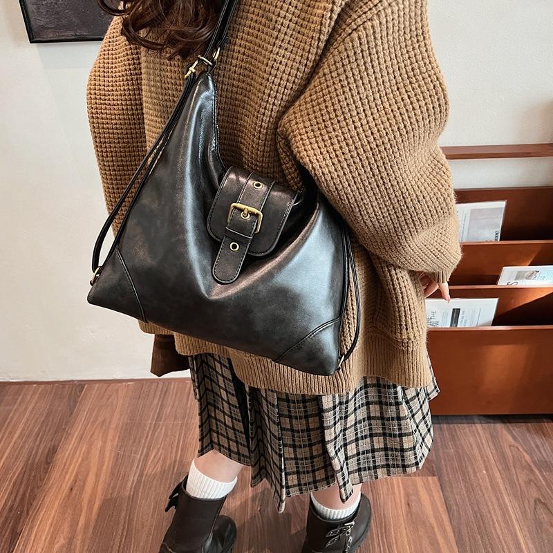 Korean Ins Bag Women 2025 Korean Version of the New Retro Premium Quality Large Capacity Feeling Spice Girl Shoulder Tote Bag