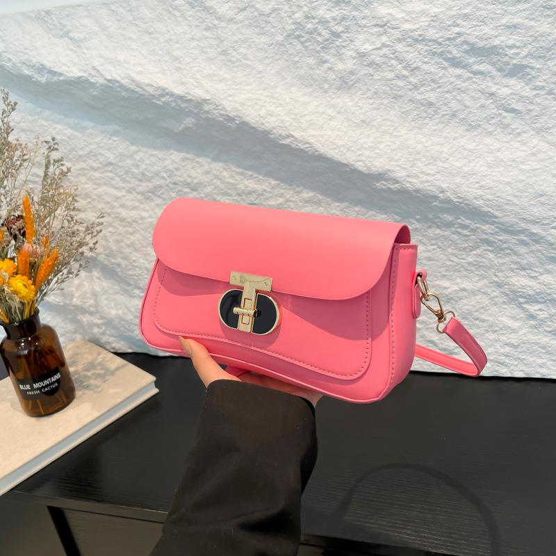 Niche retro versatile shoulder bag women's 2025 spring new fashion foreign style simple literary messenger small square bag