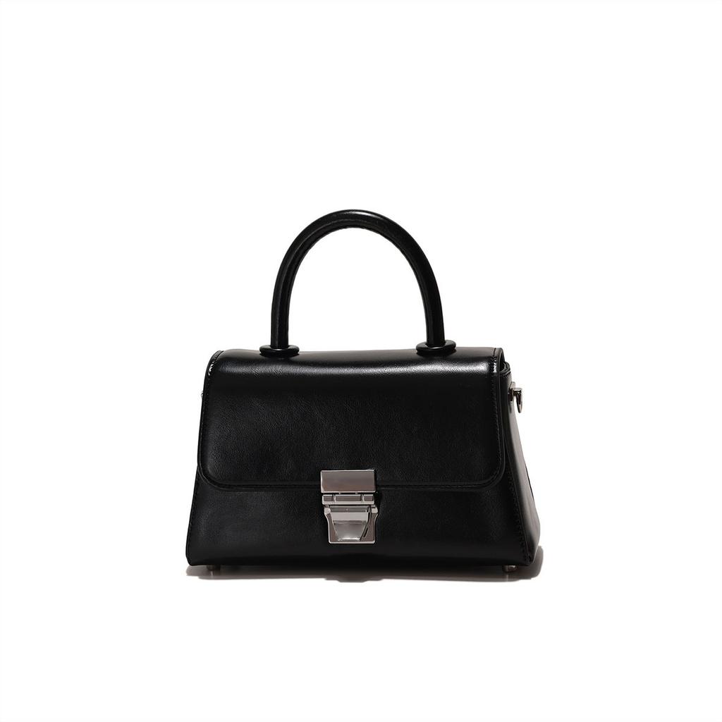 2026 New Fashiable and Versatile Commuting Small Square Bag, Simple Texture Women's Handbag, Crossbody Bag, Mobile Phe Bag