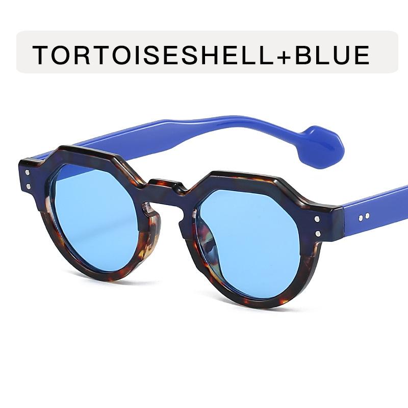Rivets Decoration Sun Glasses for Men Round Shape Anti-reflective Sunglasses Women Travelling Driving Men Sunglass
