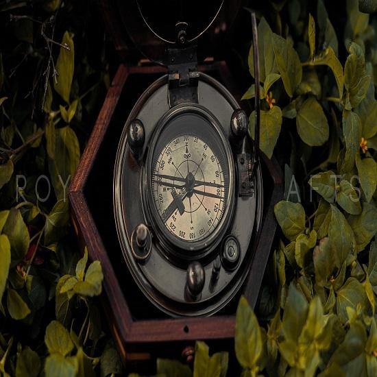 Handmade  Sundial Compass with Wooden Box Gilbert Sundial with Navigation