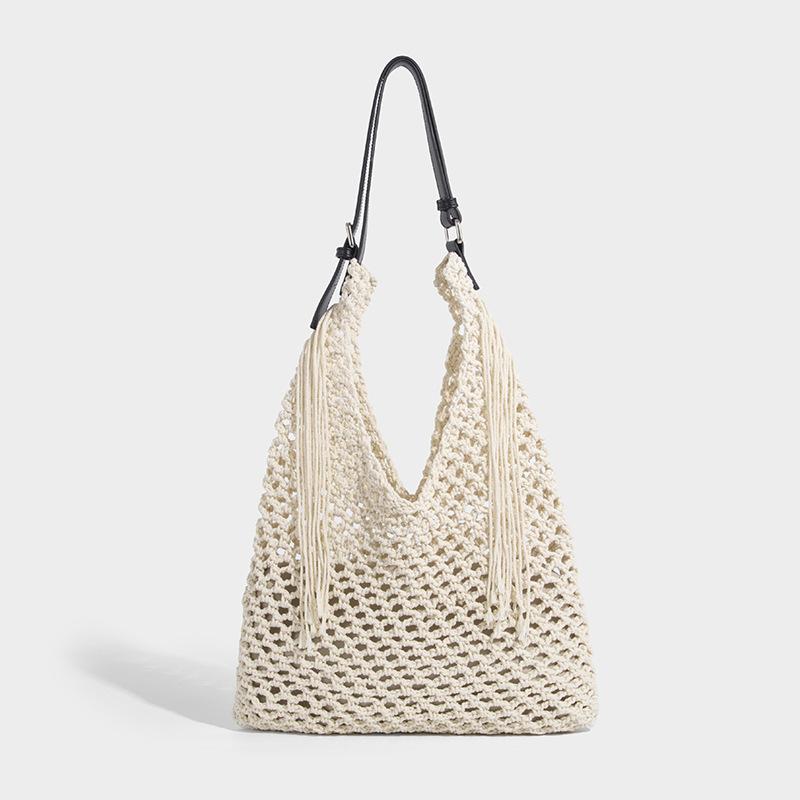 Large Capacity Handwoven Tassel Tote Bag for Women 2025 New Vacation Beach Bag Hollow Fashion Shoulder Bag