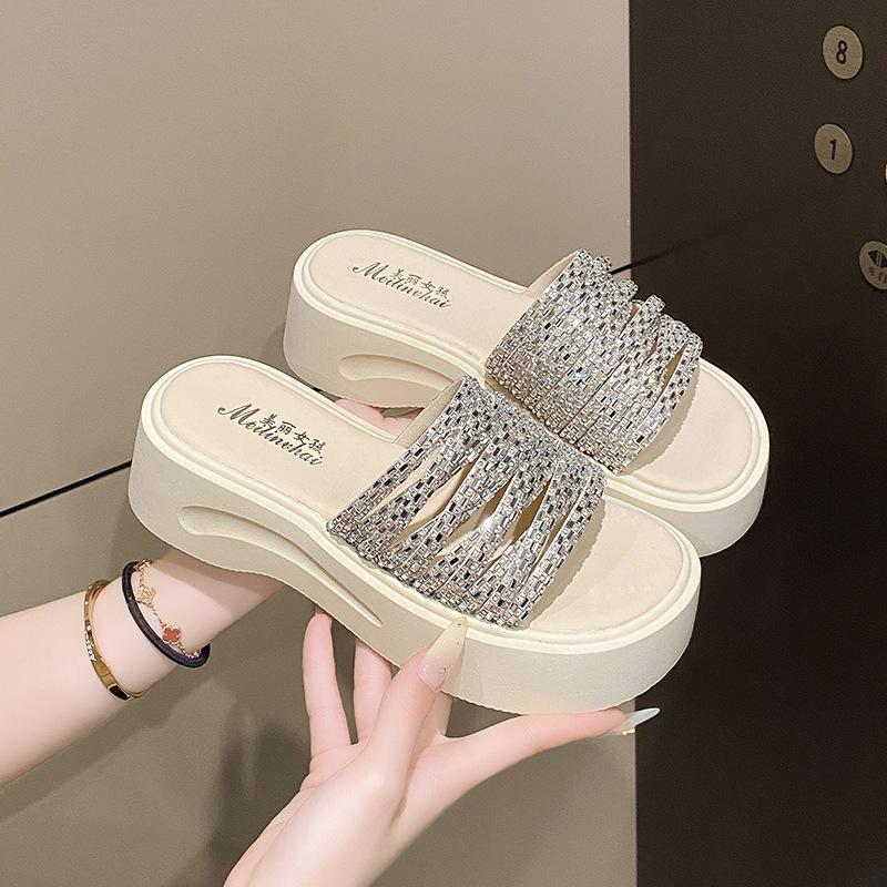 One-word Cool Slippers Women's Outer Slippers Summer 2025 New Muffin Platform Women's Shoes Rhinestone Heightening Sandals