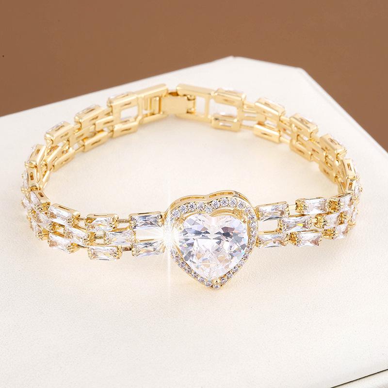 Exquisite Heart Zircon Bracelet: Fashionable European & American Style, Versatile High-Class Pure Copper Accessory
