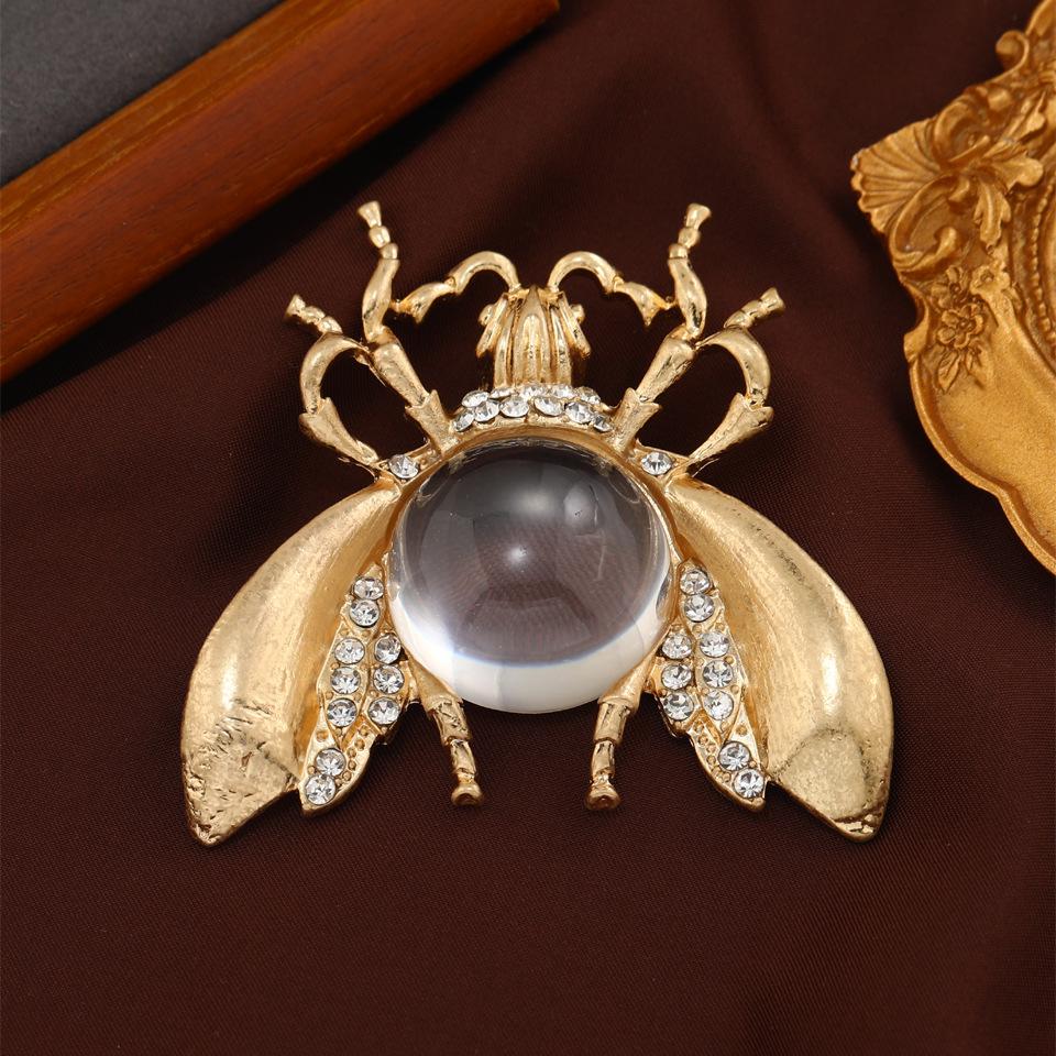 Women Girls Classic Transparent Jelly Belly Cicada Brooches Pins Vintage Creative Insect Series Badges Buckle For Lady