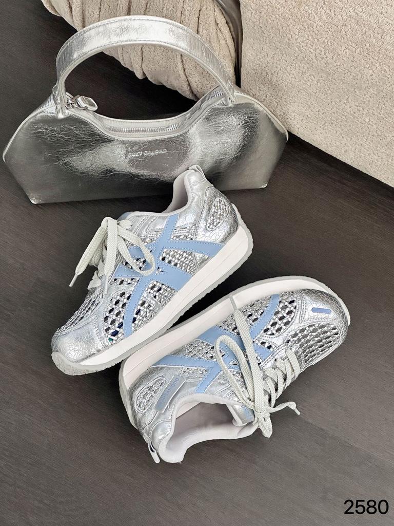 Summer mesh breathable little white shoes women's thin 2025 new popular woven foot small Forrest Gump sports moral training shoes