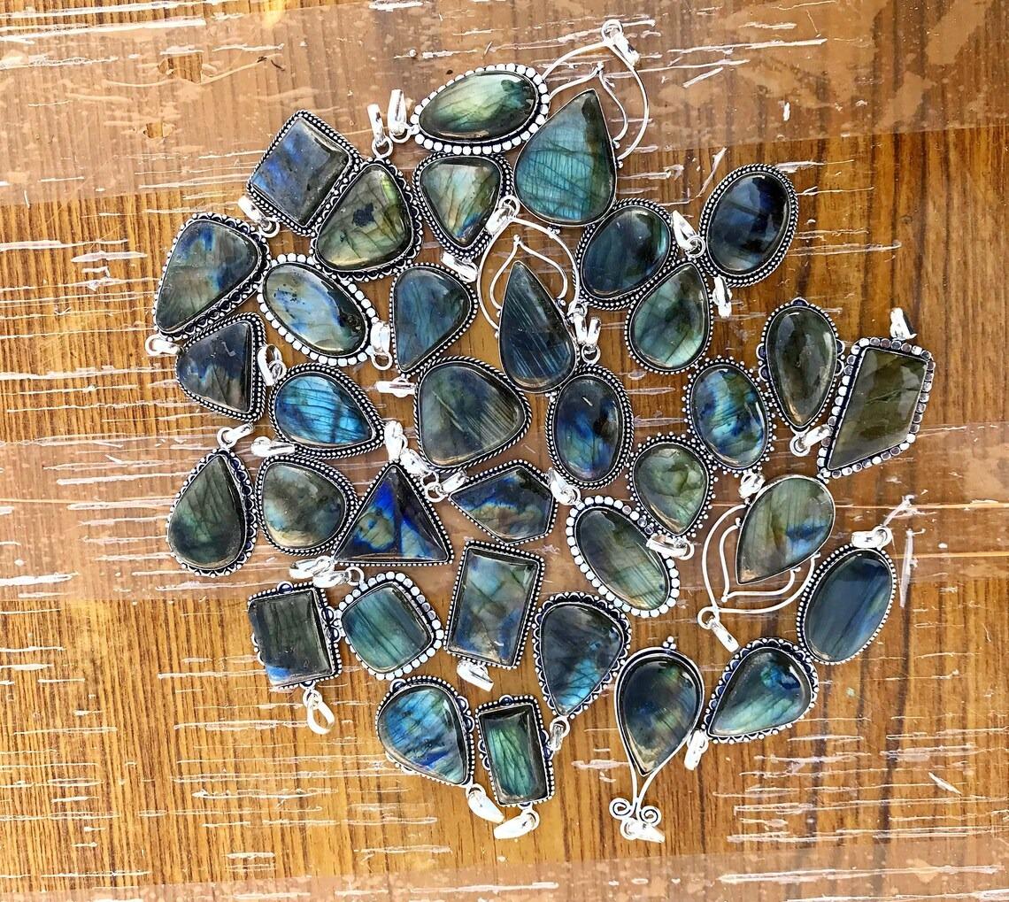 

Подвеска из драгоценного камня лабрадорит 925 посеребренная оптовая продажа 5 шт. лоты косметических ювелирных изделий