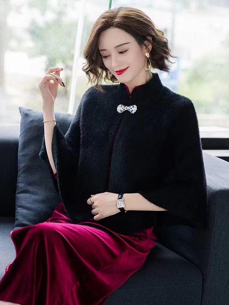 2024 Winter Elegant Loose Batwing Cloak: Fashionable Solid Color Short Shawl for Moms