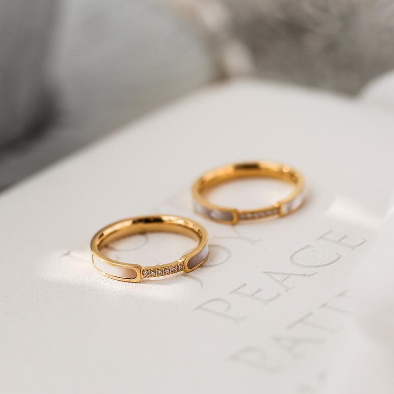 Light luxury versatile inlaid shell ring titanium steel ring women's niche design finger rings