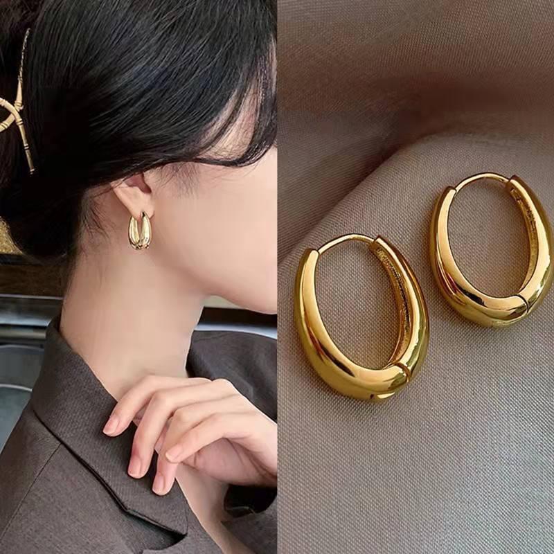 Vintage Smooth Metal U Shaped Geometric Oval Hoop Earrings For Women