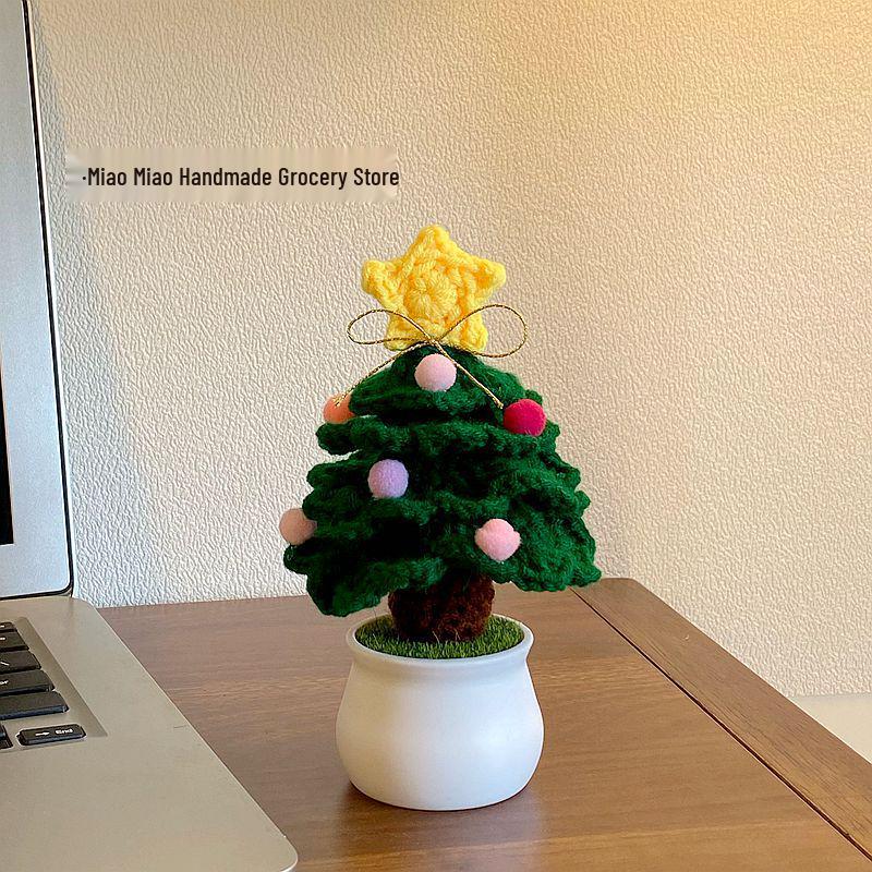 Hand-Knitted Christmas Tree Small Potted Plant - Festive Desktop Decor & Creative Gift