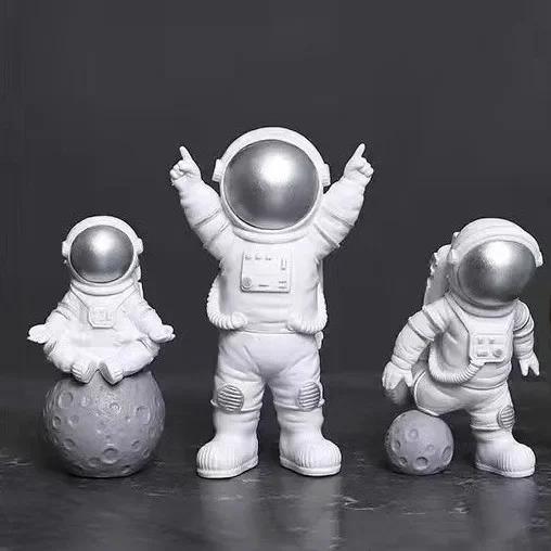 Ungiftig 3 Stück Astronautenfigur Statue Figur Raumfahrer Skulptur Lernspielzeug Schreibtisch Heimdekoration Astronautenmodell Für Kinder Geschenke