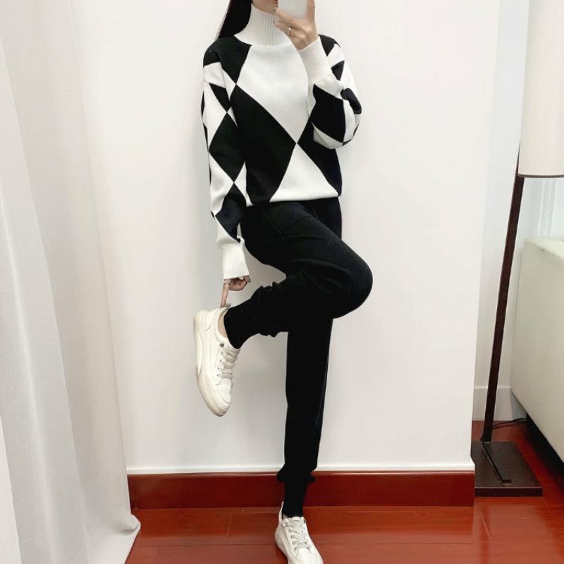 Fashion Set Women's Spring and Autumn Casual Knitted Checked Sweater Two-piece Set